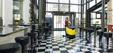 Masini de Curatat si Lustruit Pardoseli Karcher